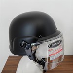 Helmed polycarbonad